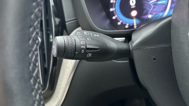 Volvo XC60 2.0 T8 [455] RC PHEV Ultimate Dark 5dr AWD Gtron Estate